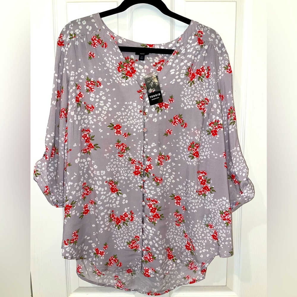 Torrid Harper Button Front 3/4 Sleeve Leopard and Floral Top size 1